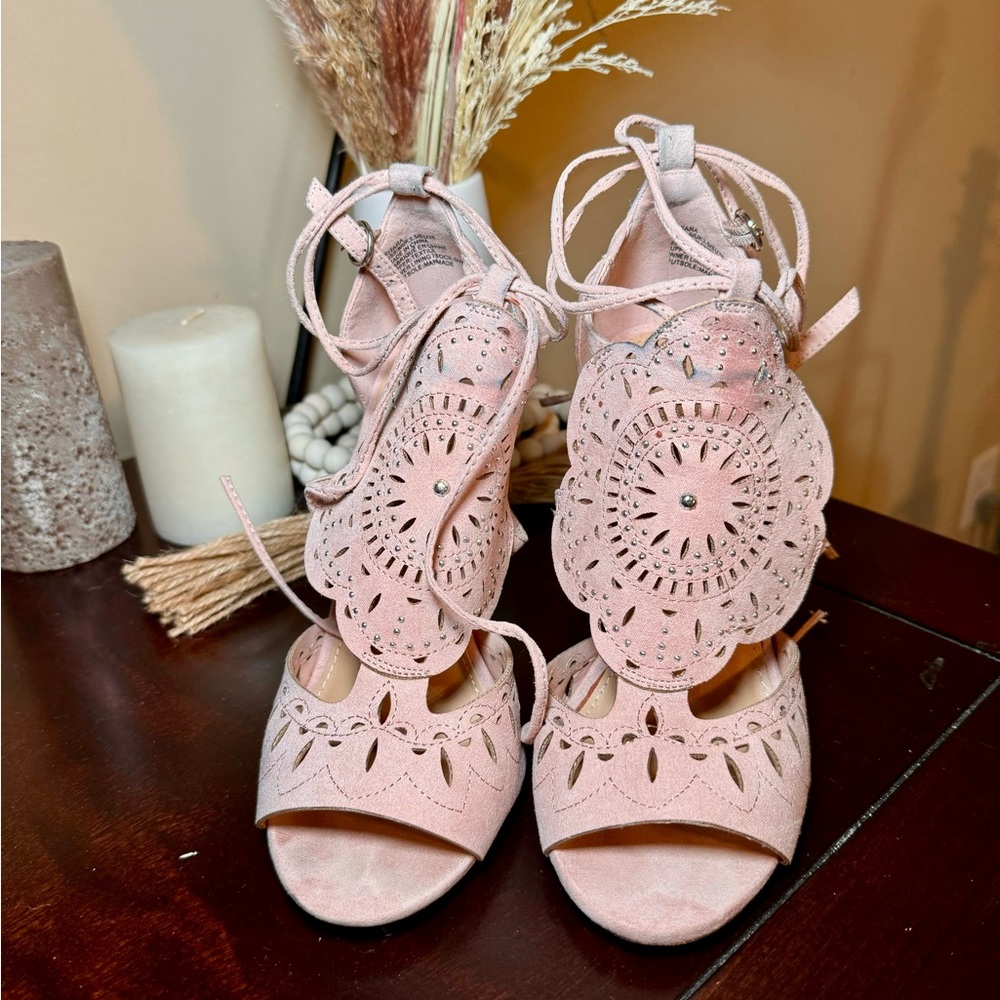 Shoesazzle Dusty Rose colored Heels